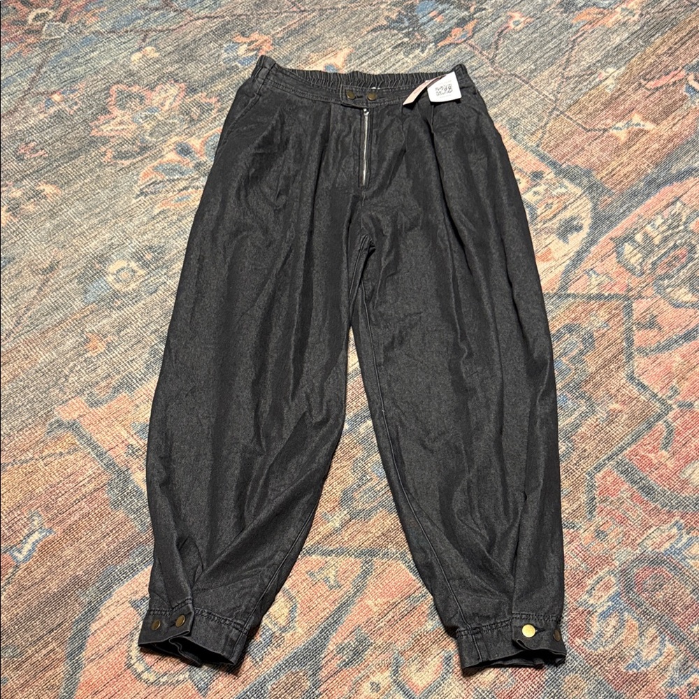 Elegant Charcoal Wide Leg Jeans